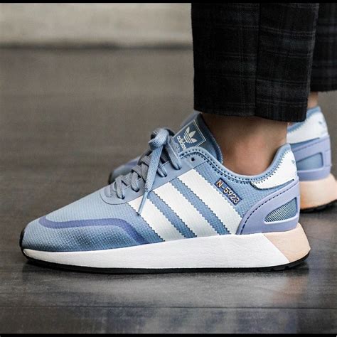 adidas blauwe sneakers look|adidas blue sneakers.